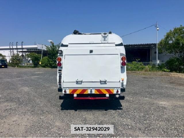 Isuzu FORWARD 2015 7797926-4