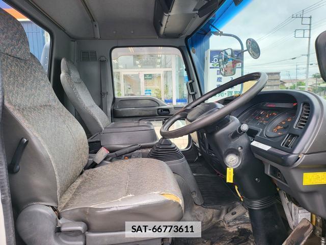 Isuzu FORWARD 2007-03 7798032-2