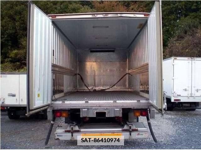Isuzu FORWARD 2003 7798364-5