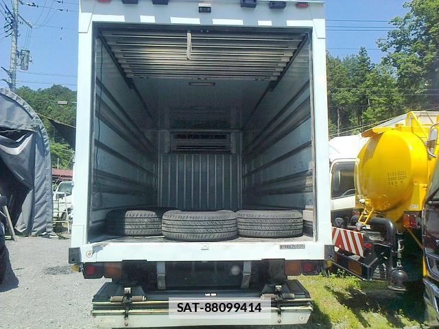 Isuzu FORWARD 2005-03 7798367-5