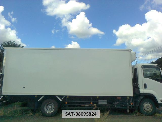 Isuzu FORWARD 2008-10 7798368-5