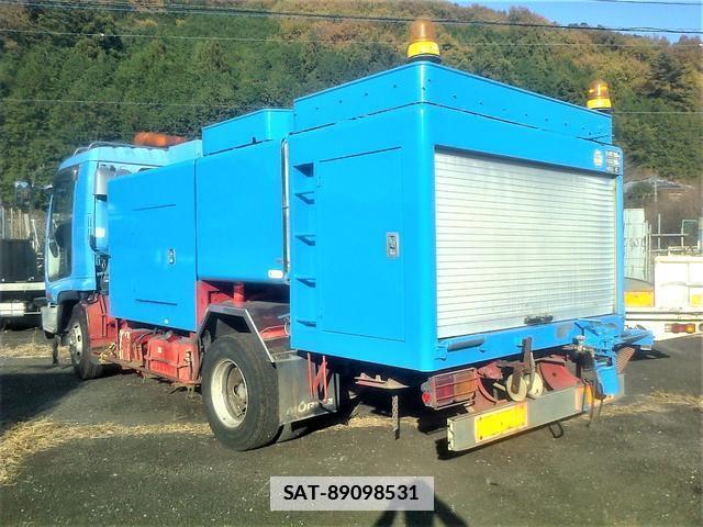 Isuzu FORWARD 2002-03 7798386-3