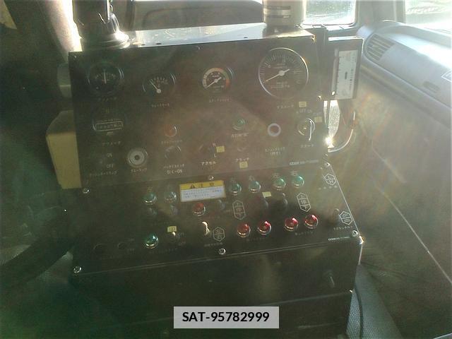 Isuzu FORWARD 2005-03 7798394-5