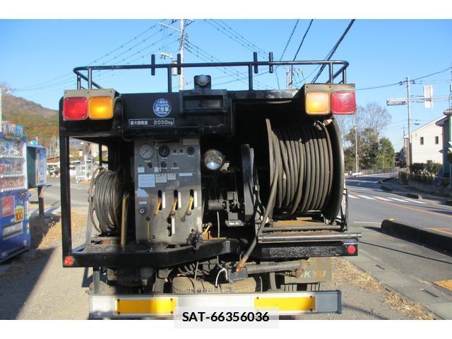 Isuzu FORWARD 2004-03 7798402-4