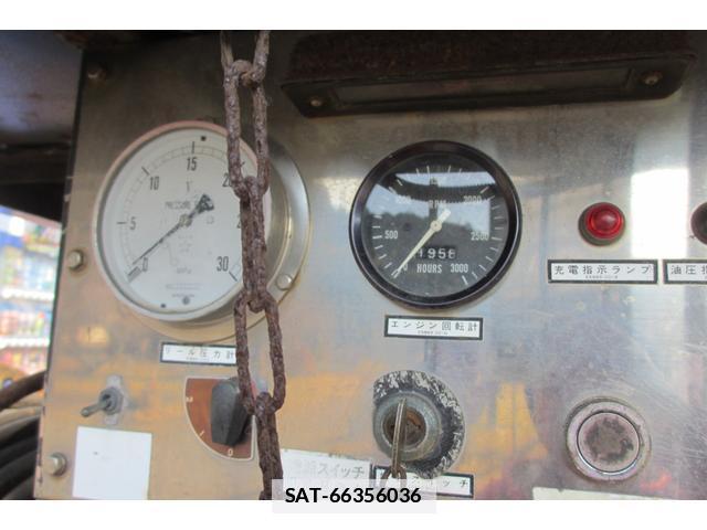 Isuzu FORWARD 2004-03 7798402-5