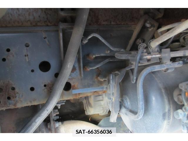 Isuzu FORWARD 2004-03 7798402-9