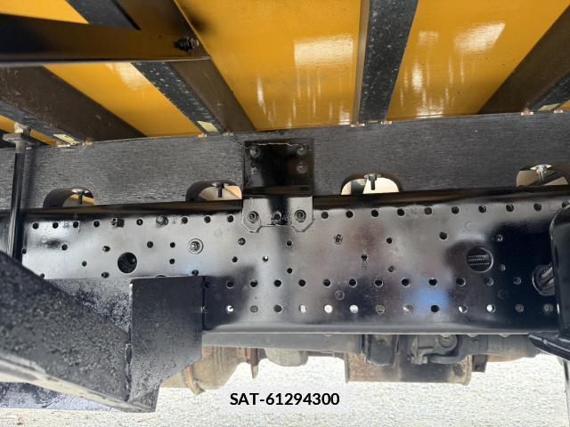 Isuzu FORWARD 2012-12 7799807-5