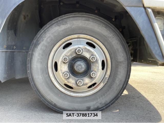 Isuzu FORWARD 2005-02 7800895-8