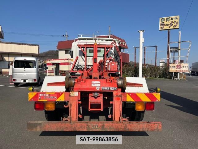 Isuzu FORWARD 2012-11 7805638-4