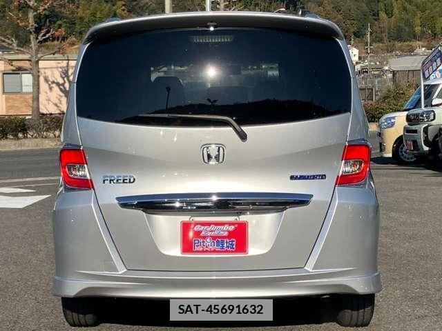 Honda FREED HYBRID 2016-02 7795712-1