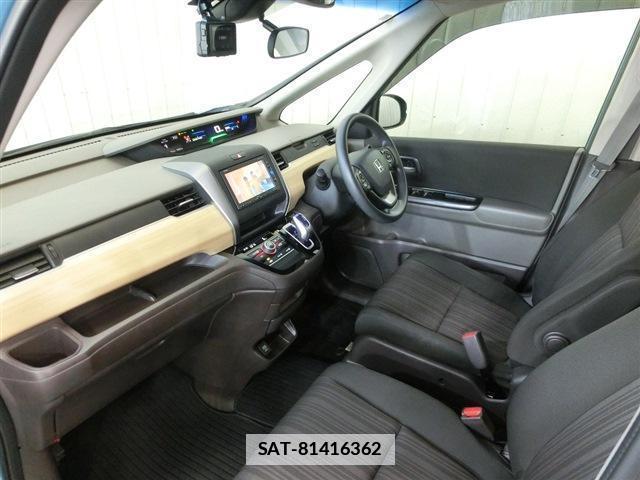 Honda FREED HYBRID 2017-03 7797944-2