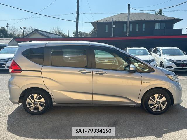 Honda FREED HYBRID 2017-03 7802229-17