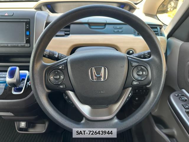 Honda FREED HYBRID 2016-01 7802240-10