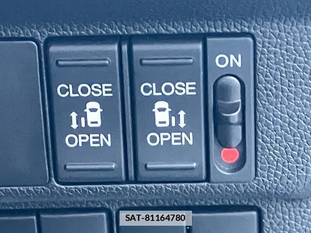 Honda FREED HYBRID 2023-11 7805108-19