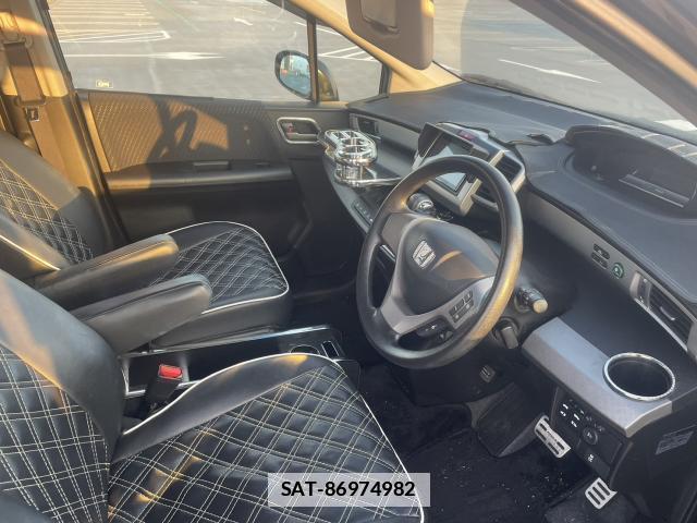 Honda FREED HYBRID 2014-04 7808066-14