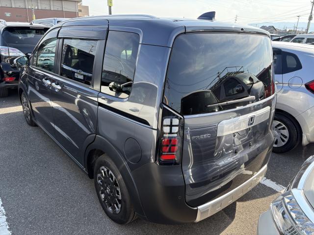Honda FREED 2025-08 7794223-3