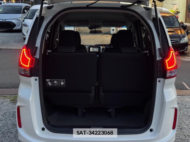 Honda FREED 2017-05 7798350-19