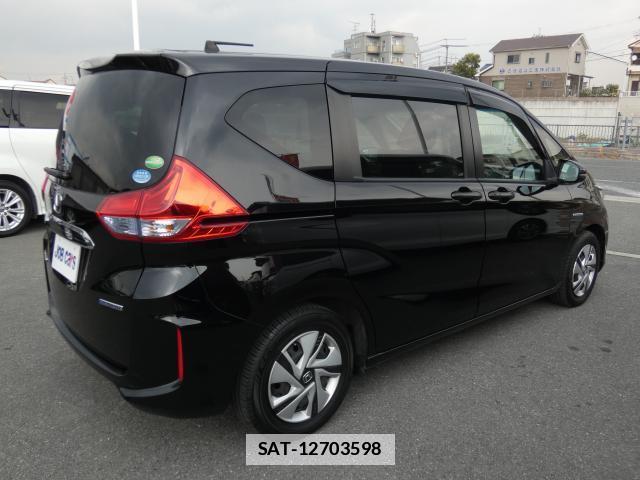 Honda FREED 2017-08 7800272-11