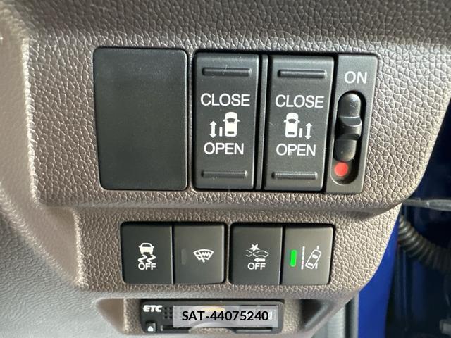 Honda FREED 2017-09 7808952-9