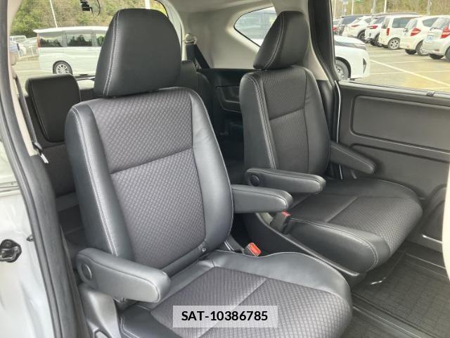 Honda FREED 2023-03 7810089-4