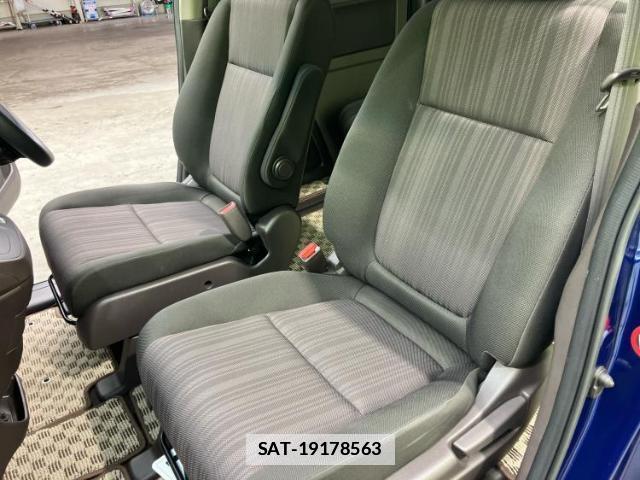 Honda FREED 2018-02 7811003-7