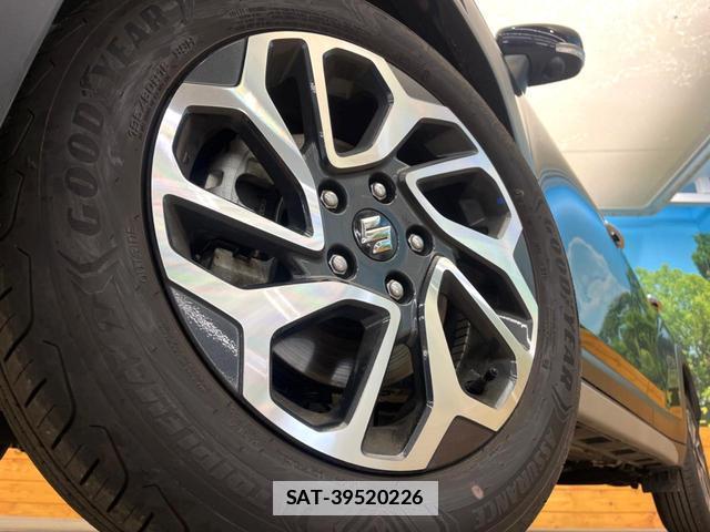 Suzuki Fronx 2024-11 7801307-11