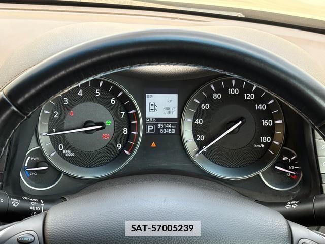 Nissan FUGA HYBRID 2016-03 7796844-9