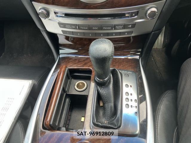Nissan FUGA HYBRID 2011-09 7799904-16
