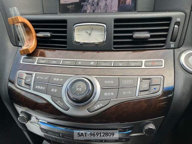 Nissan FUGA HYBRID 2011-09 7799904-17