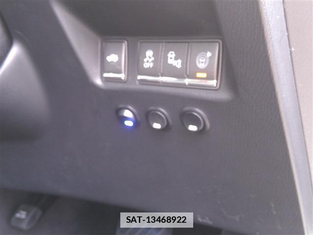 Nissan FUGA HYBRID 2015-02 7802935-18