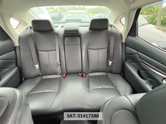 Nissan FUGA 2013-03 7794215-9