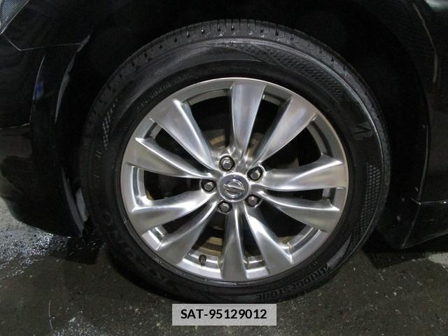 Nissan FUGA 2012-12 7806177-1