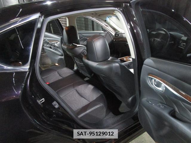 Nissan FUGA 2012-12 7806177-13