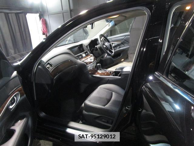 Nissan FUGA 2012-12 7806177-16