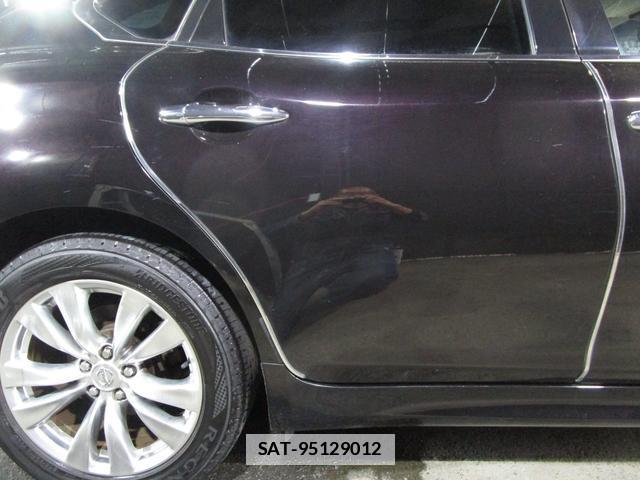 Nissan FUGA 2012-12 7806177-7