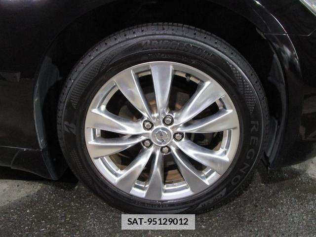 Nissan FUGA 2012-12 7806177-9