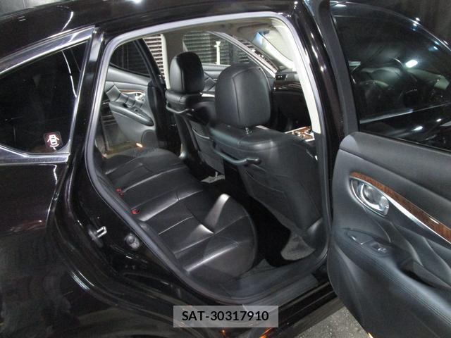 Nissan FUGA 2009-12 7806186-13