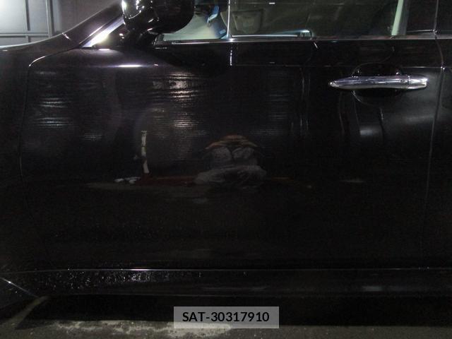 Nissan FUGA 2009-12 7806186-2