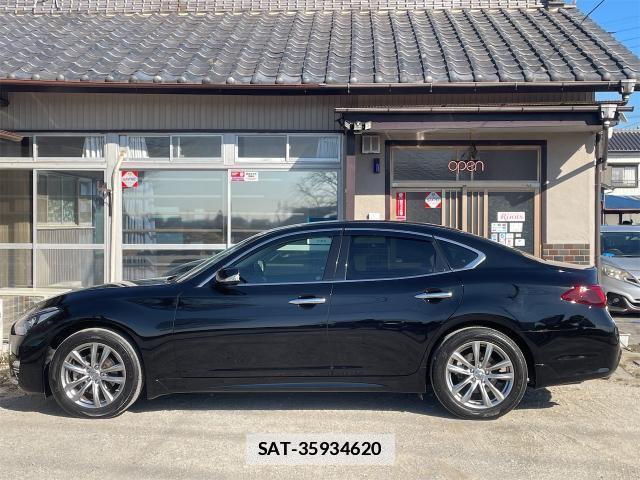 Nissan FUGA 2016-08 7807022-10
