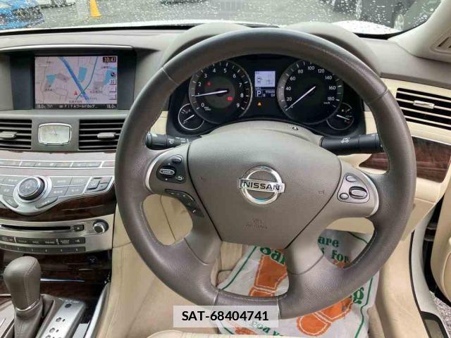 Nissan FUGA 2013-05 7808239-4