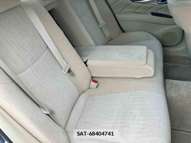 Nissan FUGA 2013-05 7808239-6