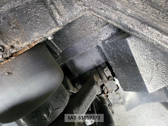 Isuzu GALA 2000-07 7796698-17