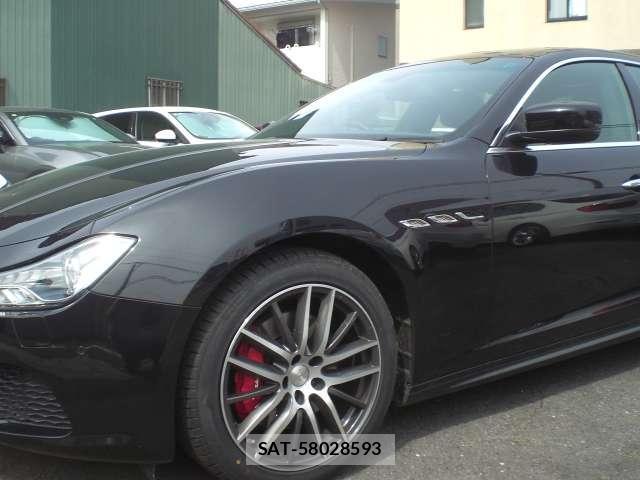Maserati GHIBLI 2016-08 7795190-12