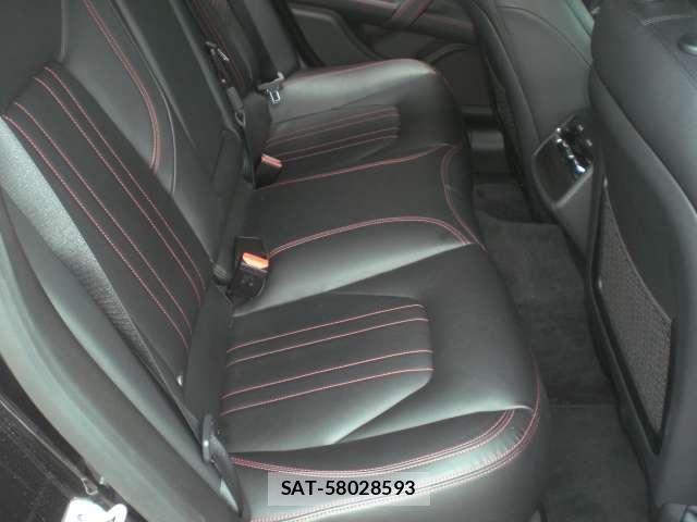 Maserati GHIBLI 2016-08 7795190-8