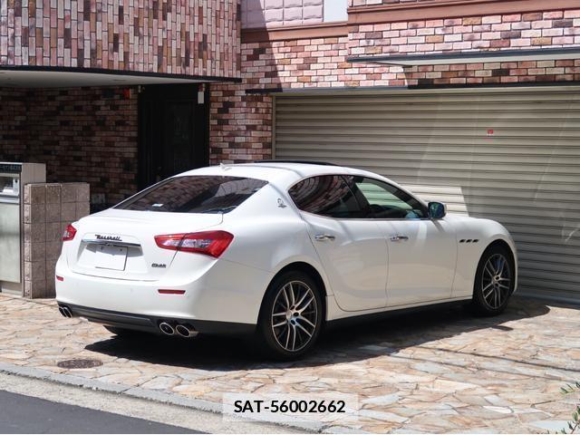 Maserati GHIBLI 2016-08 7806545-1