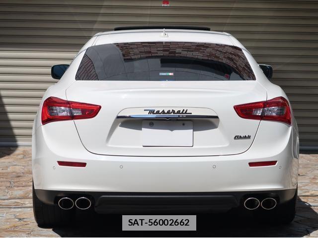 Maserati GHIBLI 2016-08 7806545-4