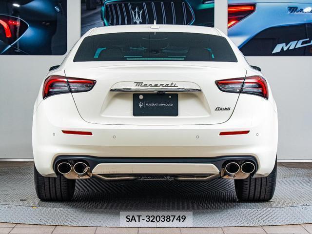Maserati GHIBLI 2023-10 7806554-19