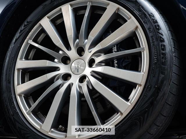 Maserati GHIBLI 2016-12 7806556-4