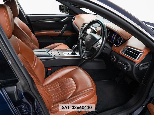Maserati GHIBLI 2016-12 7806556-5