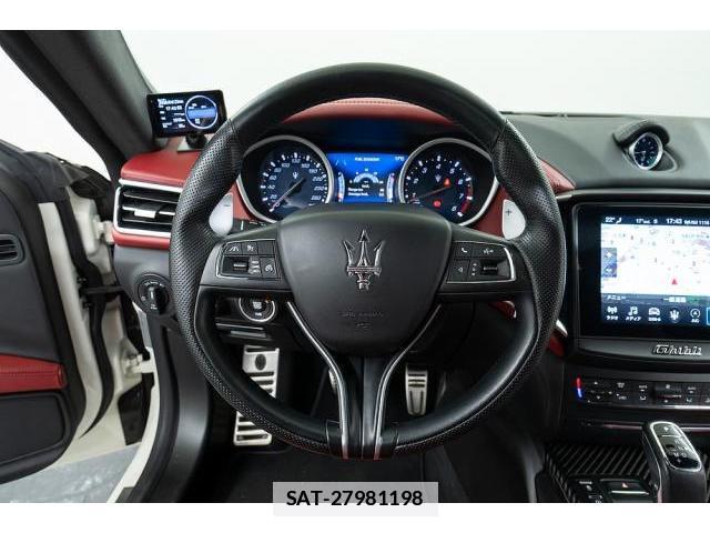 Maserati GHIBLI 2019-06 7807057-17
